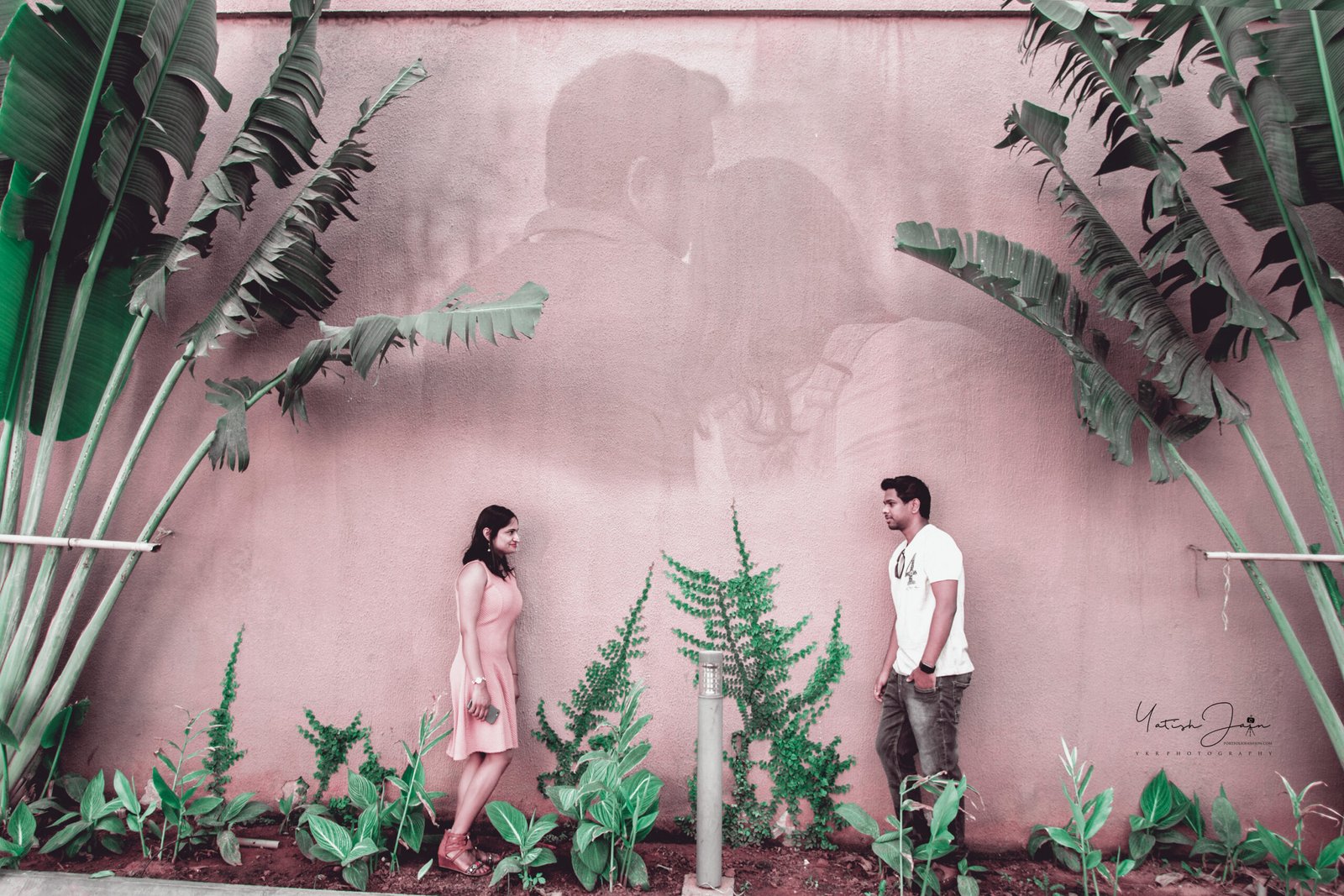 Top-Pre-wedding-photographer-in-Bangalore-India-(43)